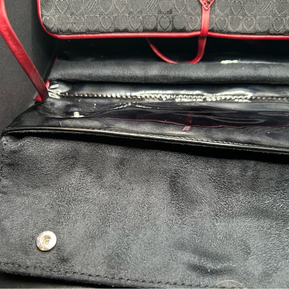 Pre owned good condition Brighton makeup brush roller case - Picture 7 of 10